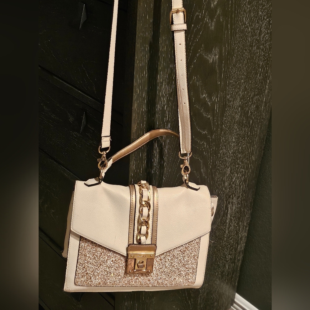 Elegant Cream and Gold Women's Aldo  Bag